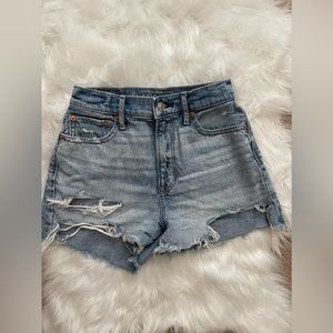 AMERICAN EAGLE Size 00 High rise denim shorts
